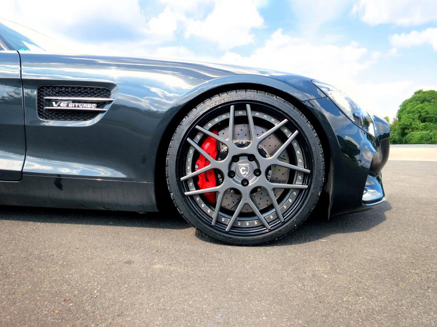  Mercedes-AMG GT S on LOMA Wheels 2015 года  (фото 4 из 9)